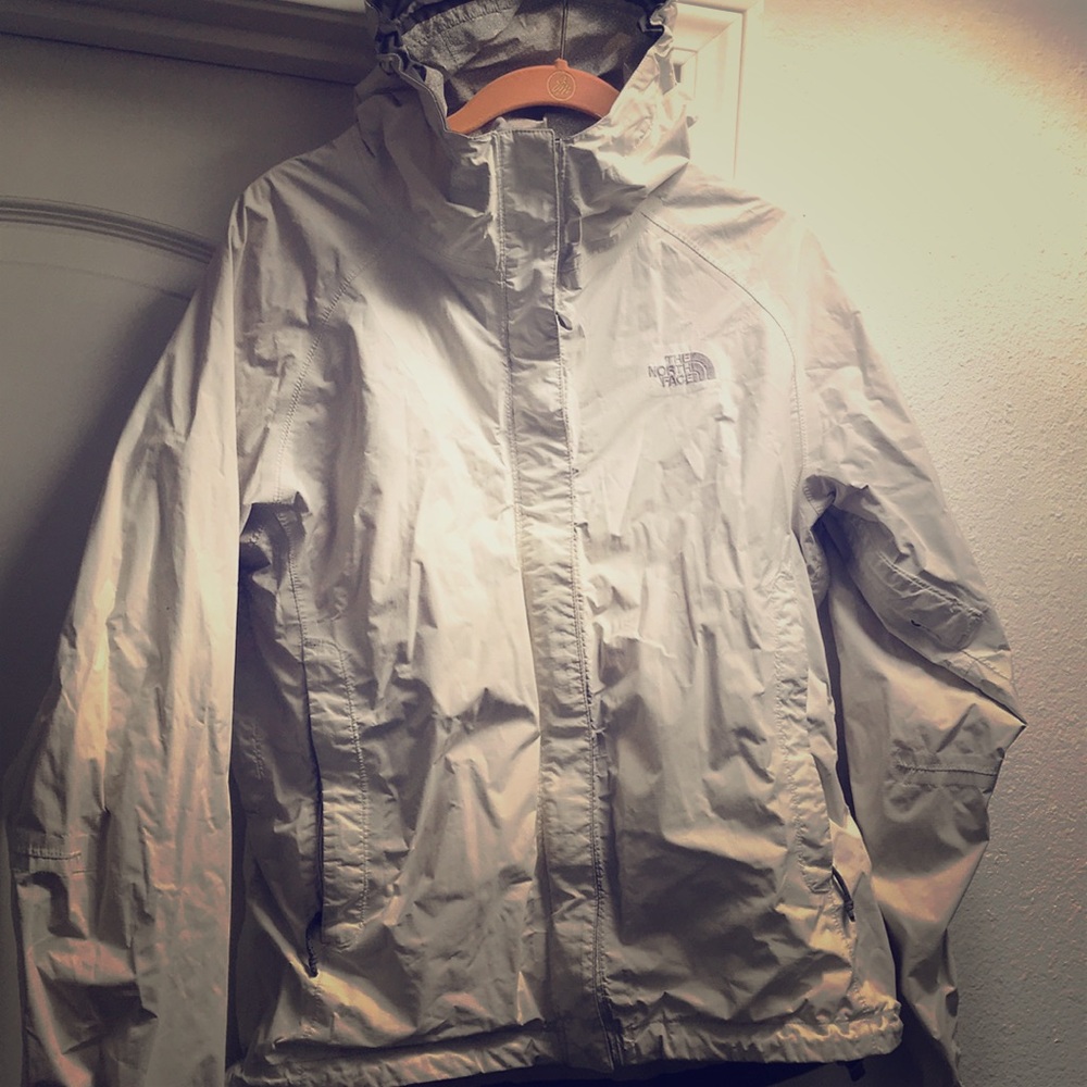 NORTHFACE Women’s White Regular Jacket